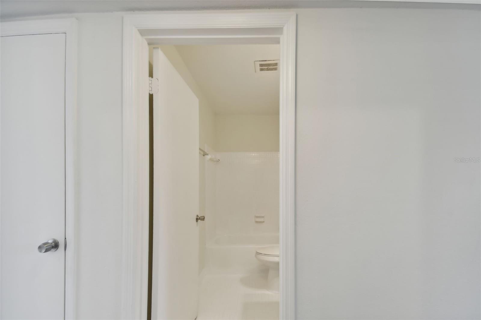 Image 17 of 52 For 350 79th Avenue N 336