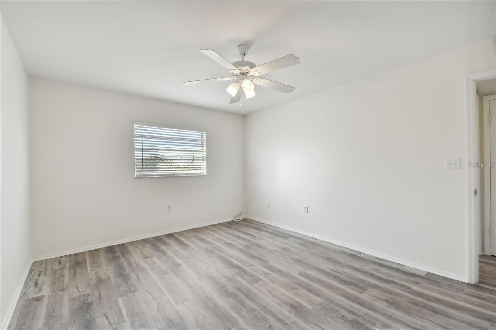 Image 18 of 52 For 350 79th Avenue N 336