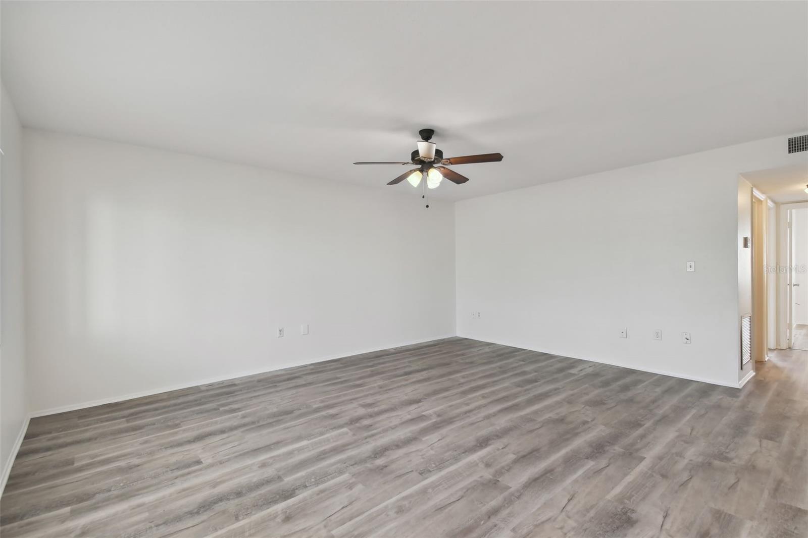 Image 32 of 52 For 350 79th Avenue N 336