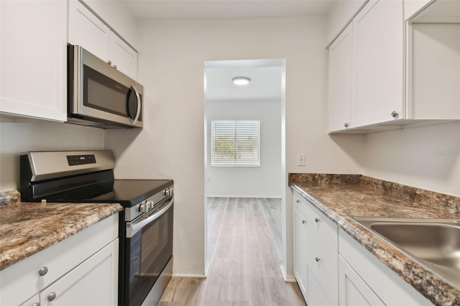 Image 6 of 52 For 350 79th Avenue N 336