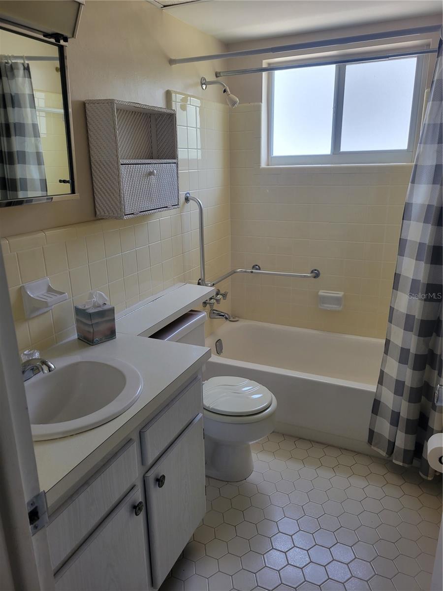 Image 15 of 31 For 8525 111th Street 205