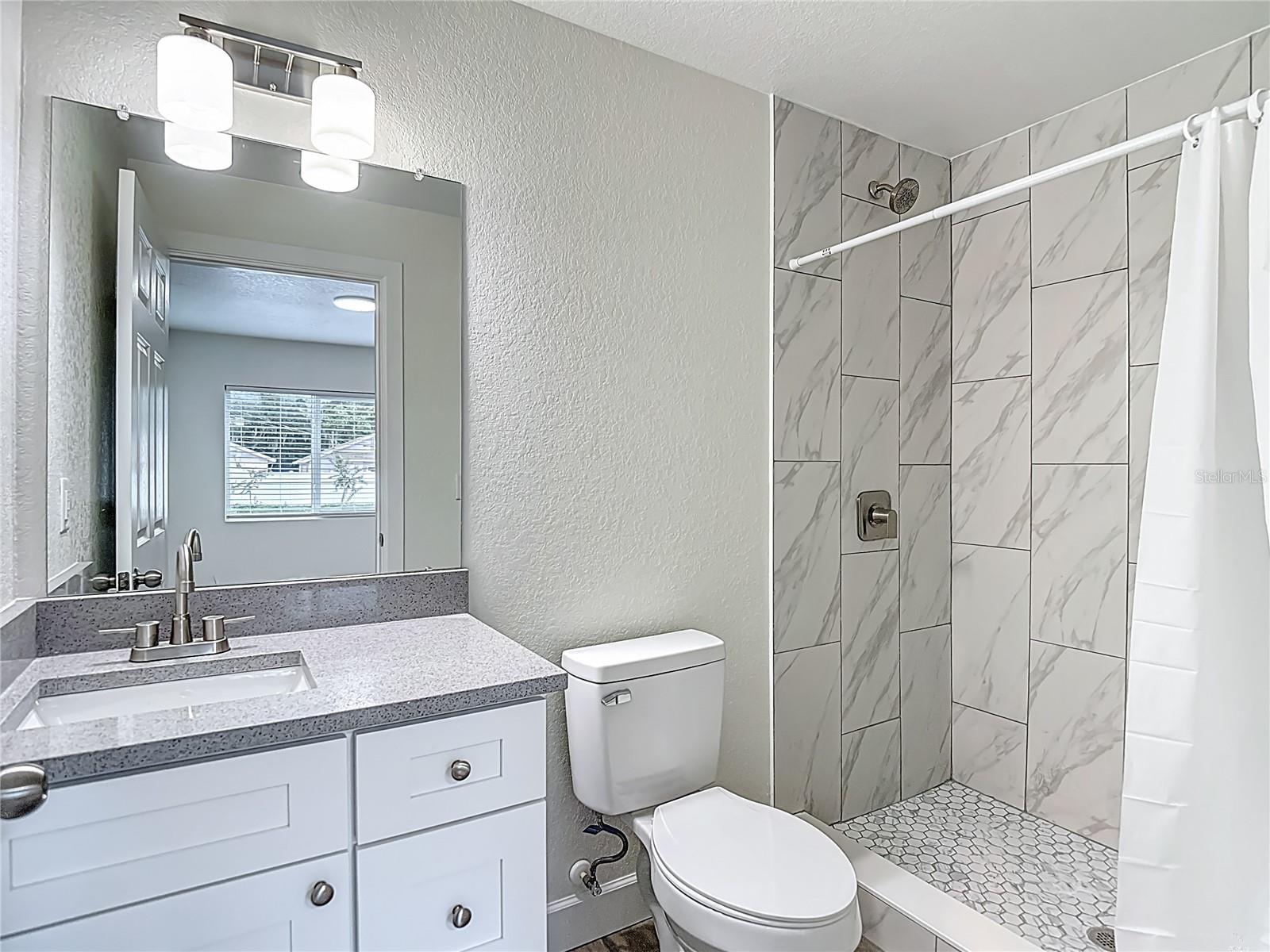 Image 17 of 54 For 326 Grosse Avenue 5