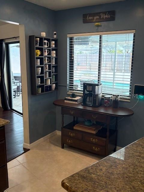 Image 11 of 81 For 2527 Arborwood Drive