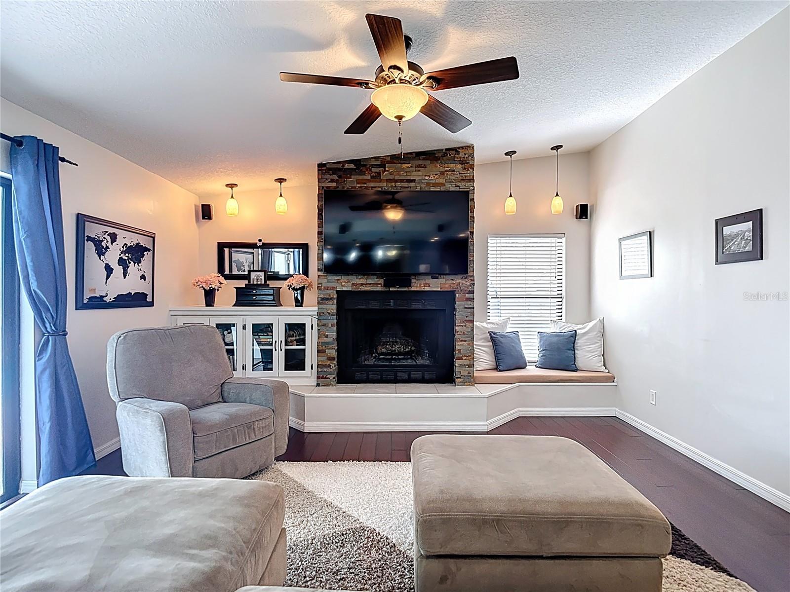 Image 33 of 81 For 2527 Arborwood Drive