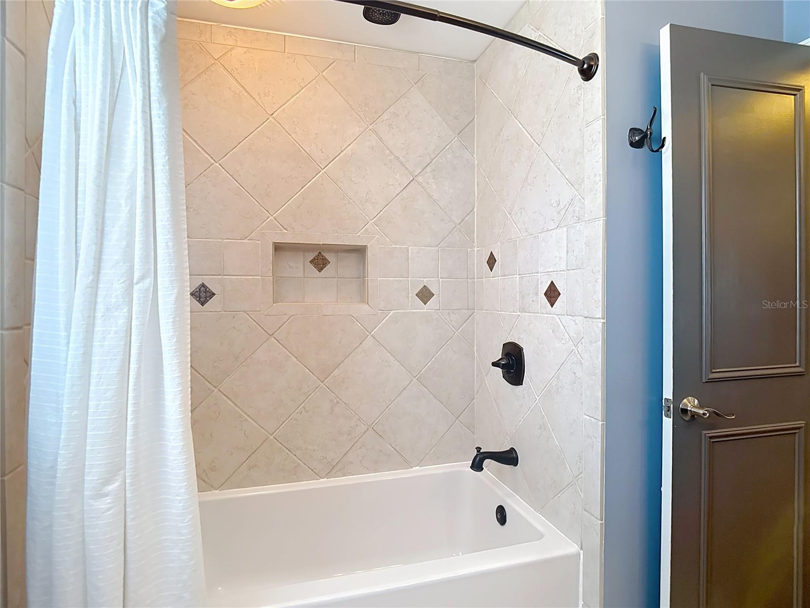 Image 44 of 81 For 2527 Arborwood Drive