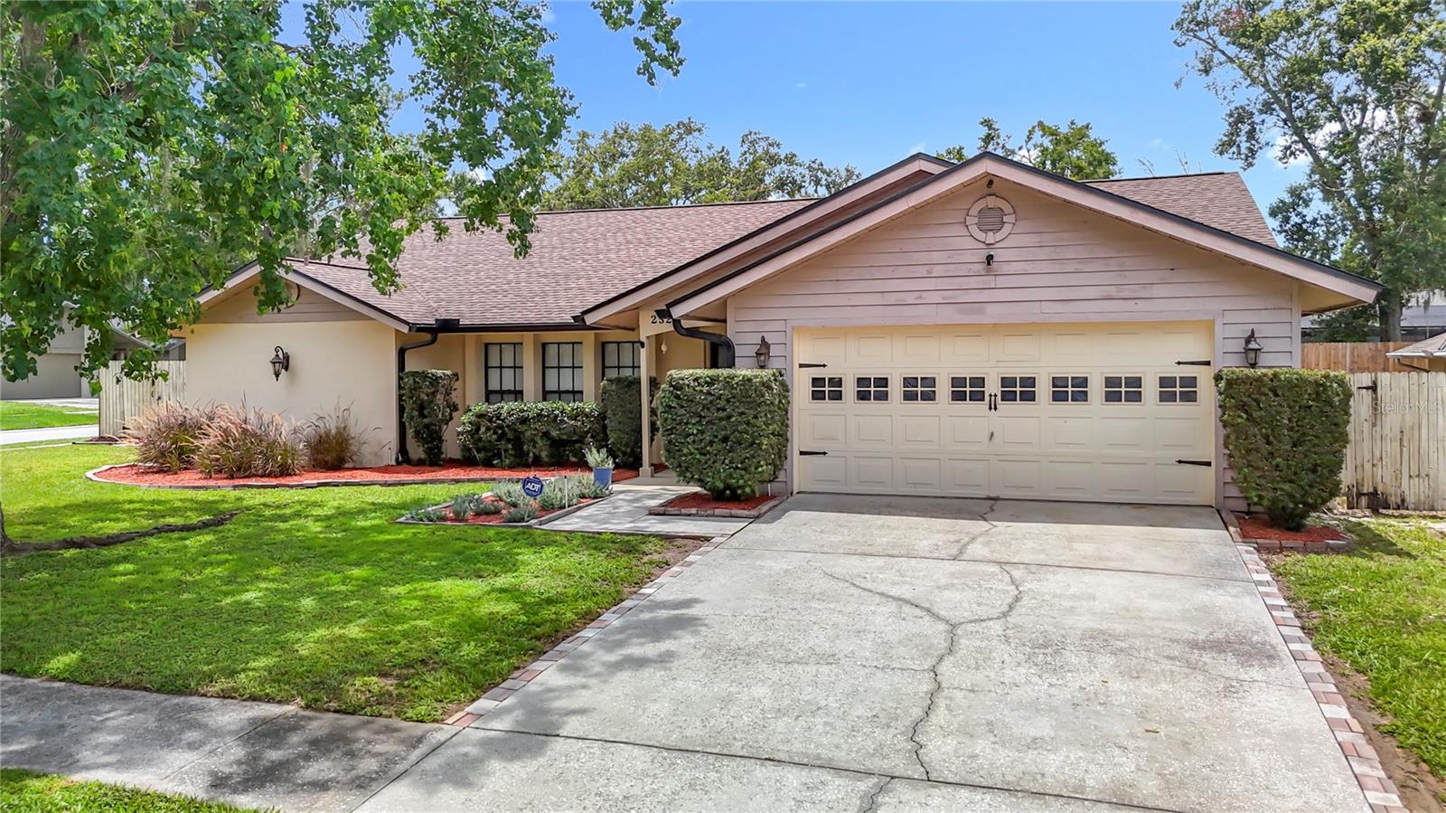 Image 69 of 81 For 2527 Arborwood Drive
