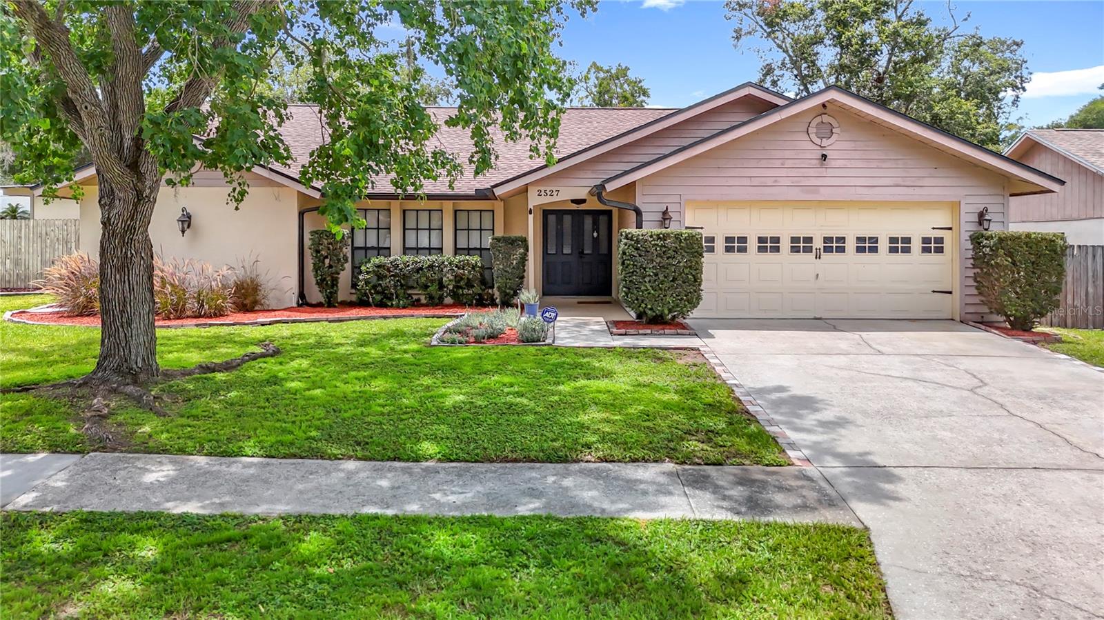 Image 71 of 81 For 2527 Arborwood Drive