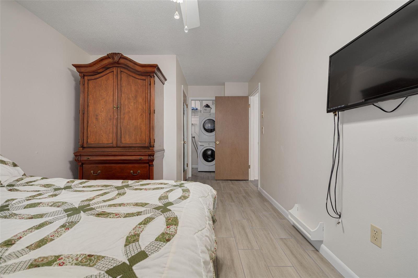 Image 10 of 24 For 4357 Tahitian Gardens Circle B