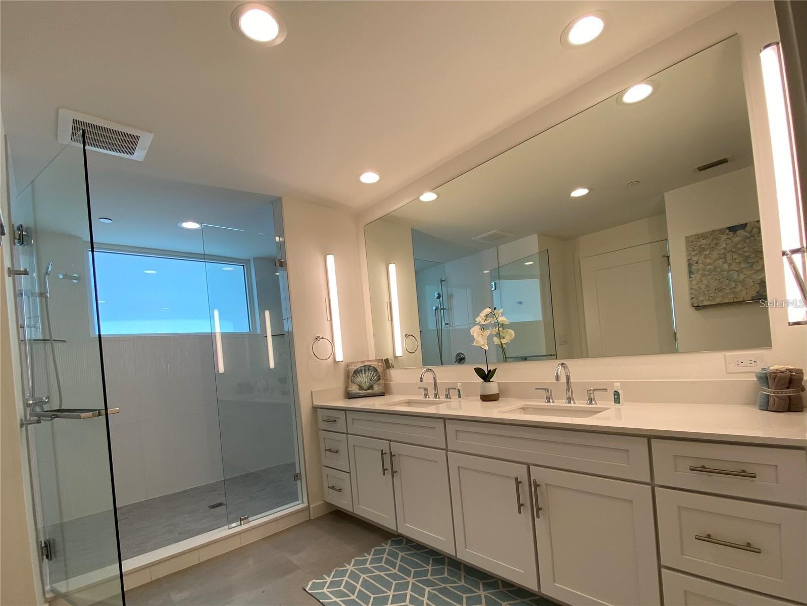 Image 16 of 22 For 920 Osceola Avenue 602