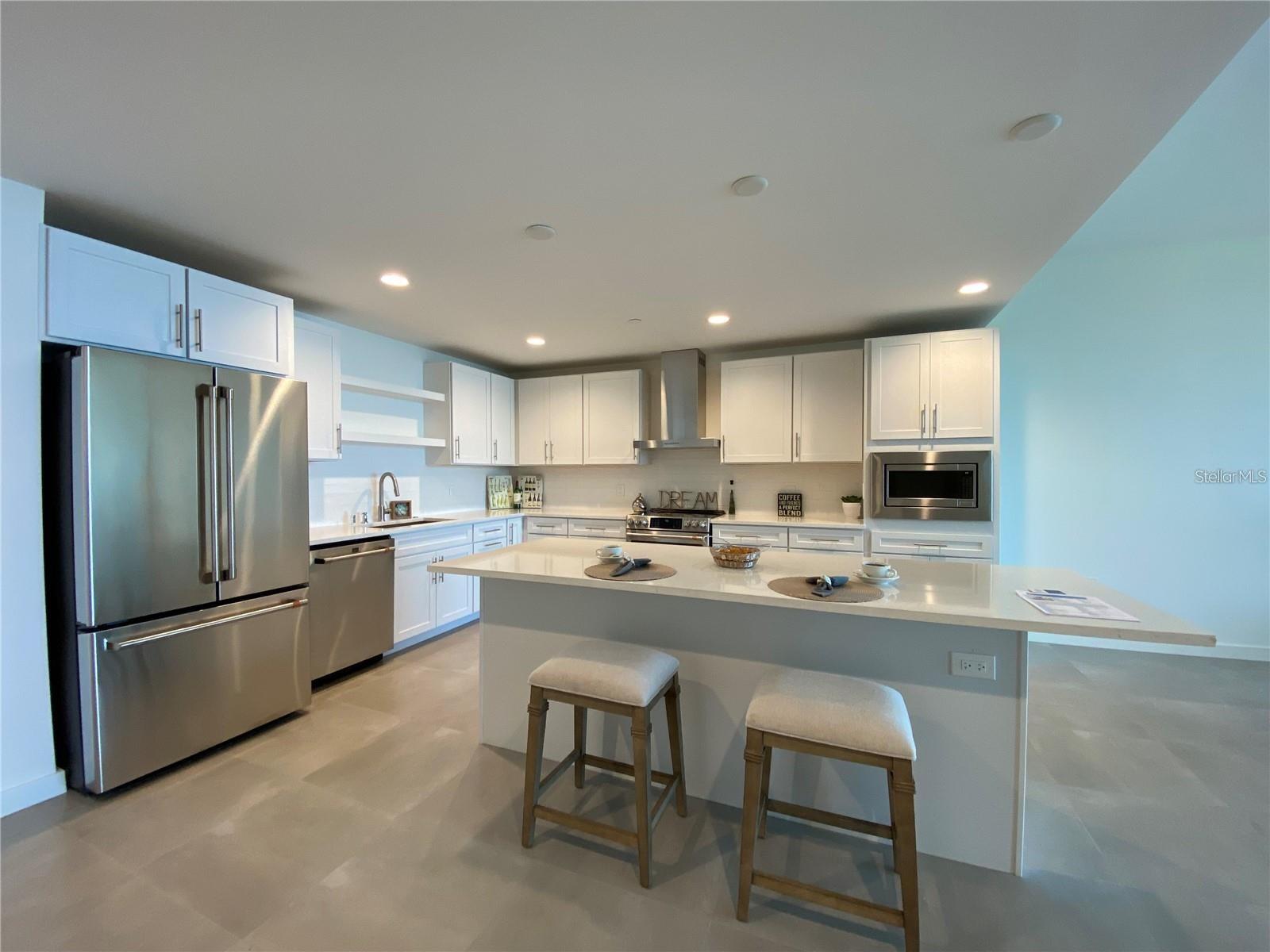 Image 2 of 22 For 920 Osceola Avenue 602