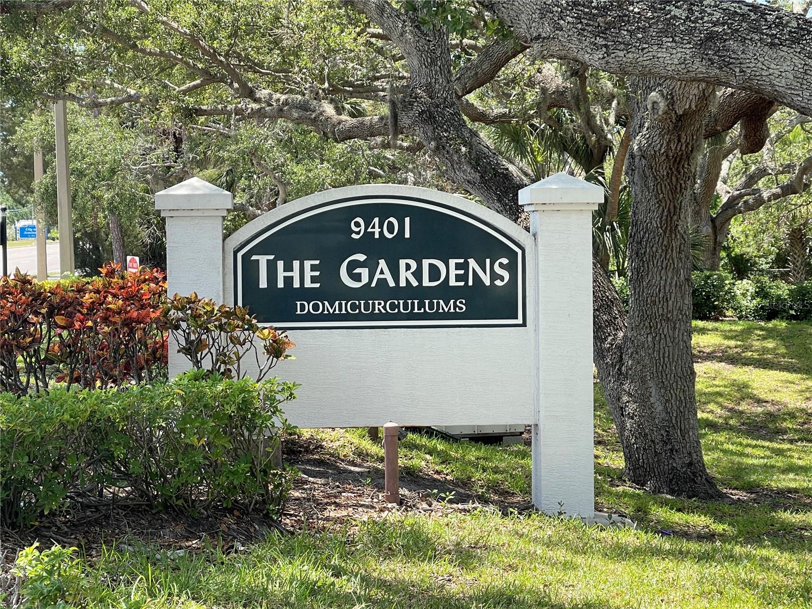 Listing photo id 26 for 223 Elmwood Circle