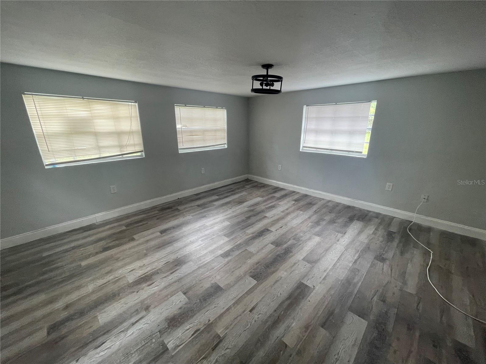Image 3 of 19 For 1225 Nemeth Street