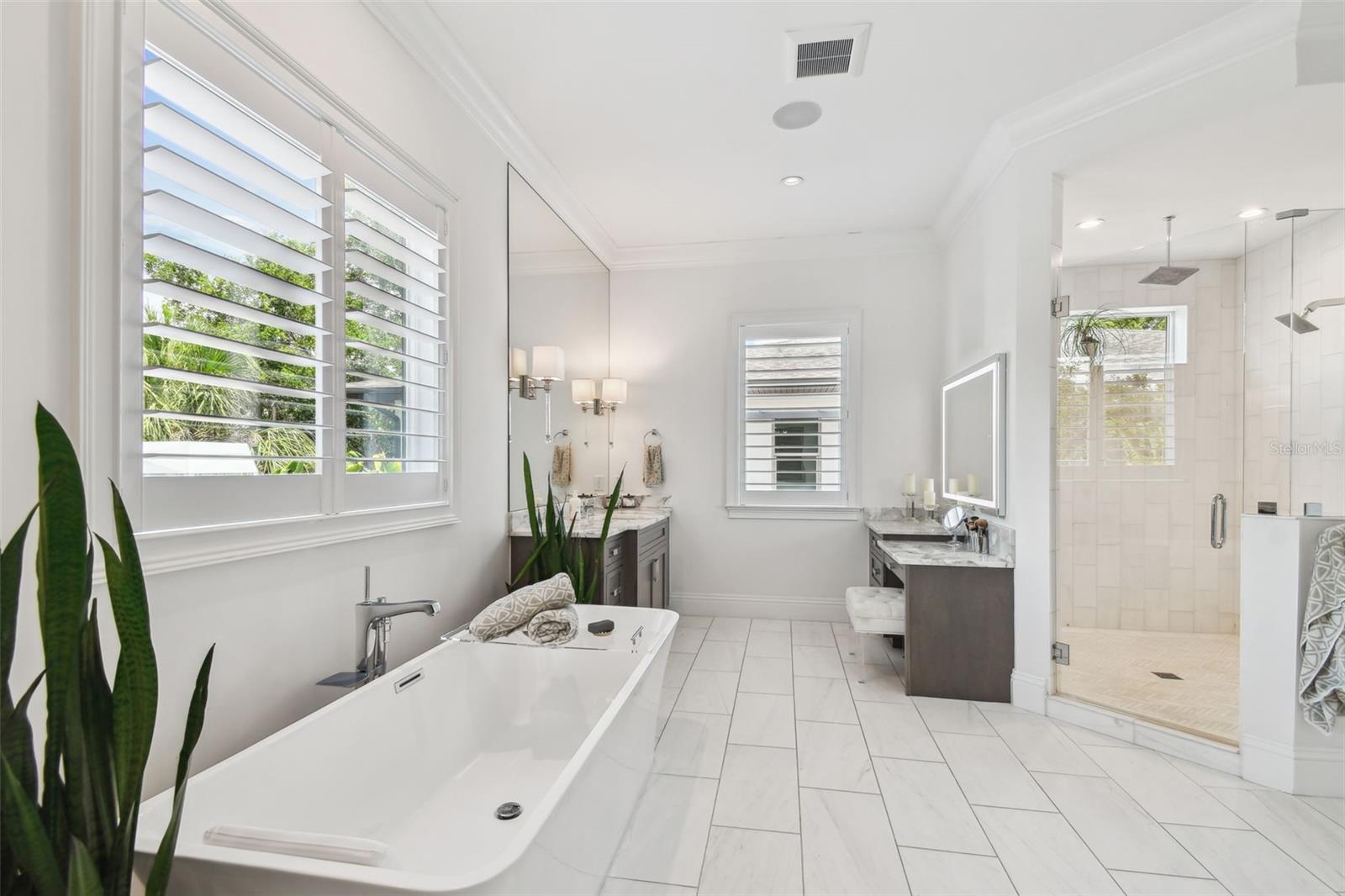 Listing photo id 45 for 473 Severn Avenue