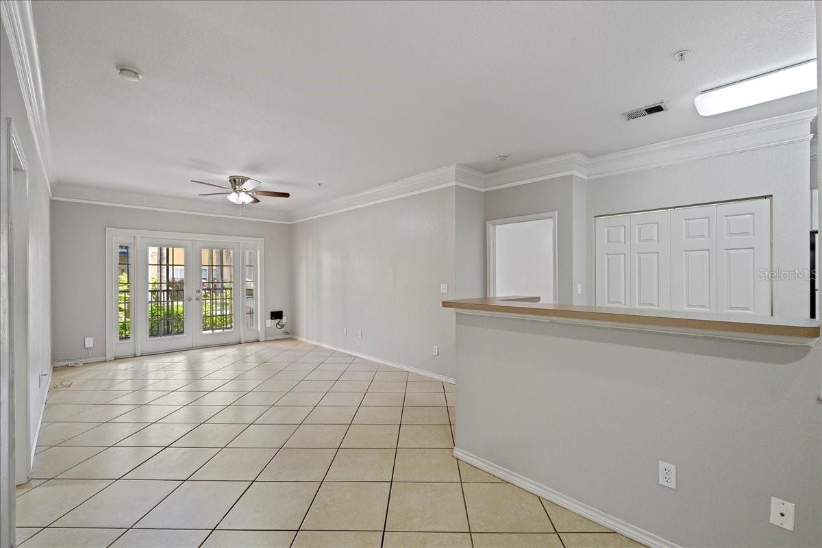 Image 7 of 63 For 4333 Bayside Village Drive 127