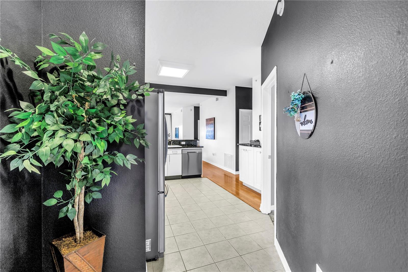 Image 3 of 37 For 316 8th Street S 204