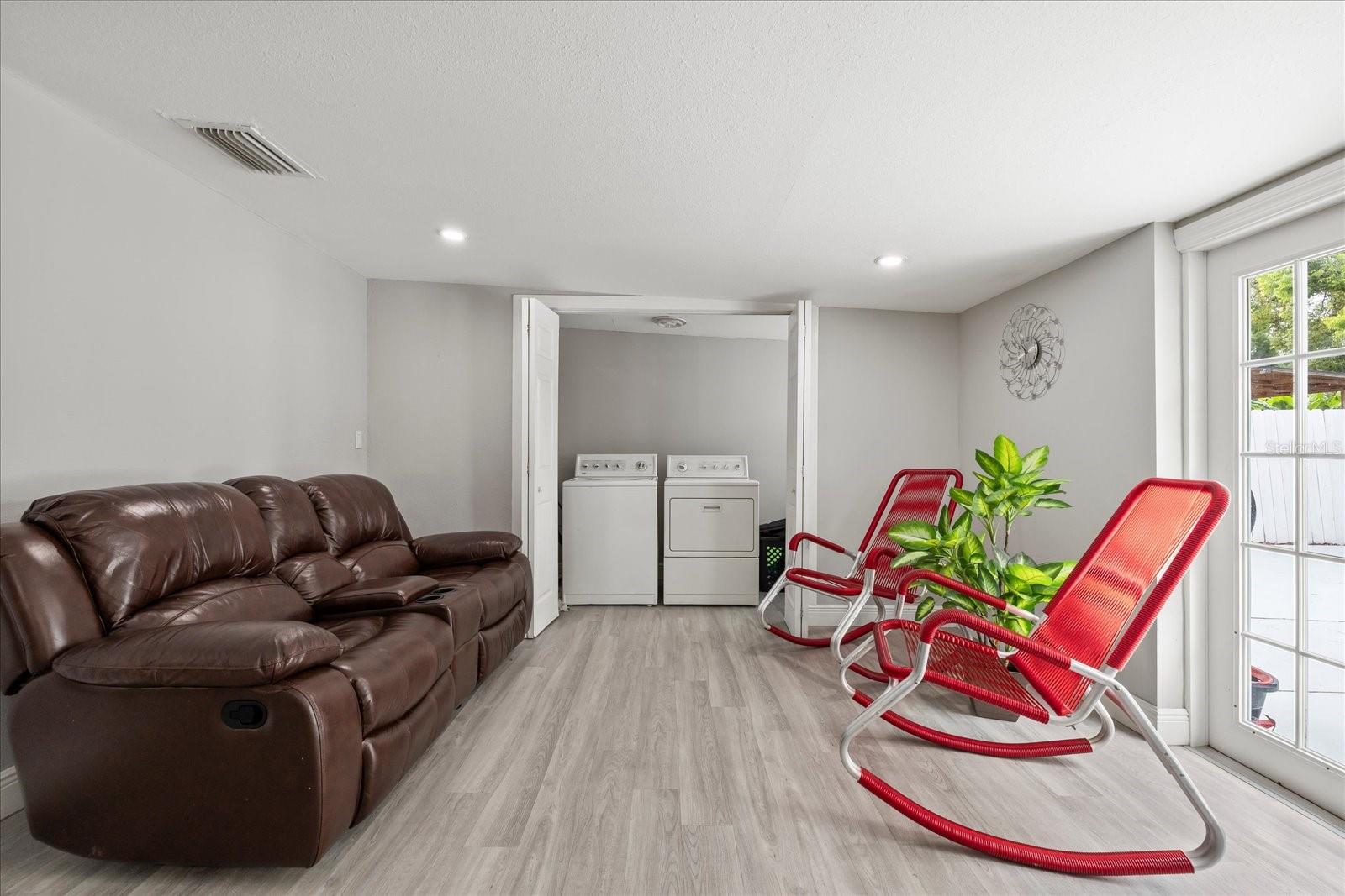 Image 20 of 33 For 1712 Atkinson Street