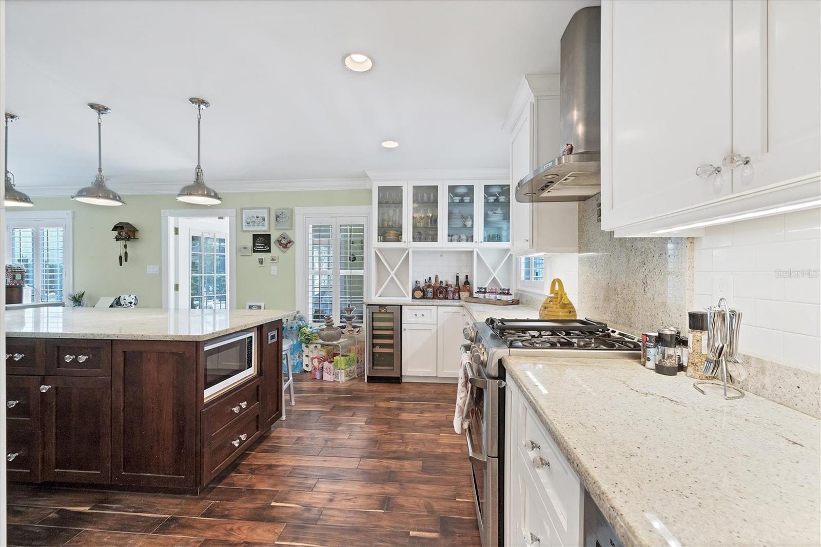 Image 12 of 32 For 1229 Roxmere Road