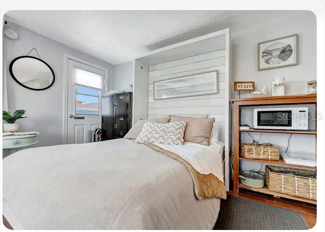 Image 4 of 18 For 483 Shore Drive B4
