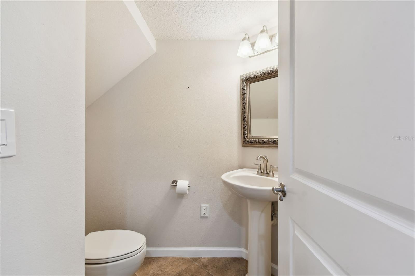 Image 12 of 58 For 8320 Manor Club Circle 2