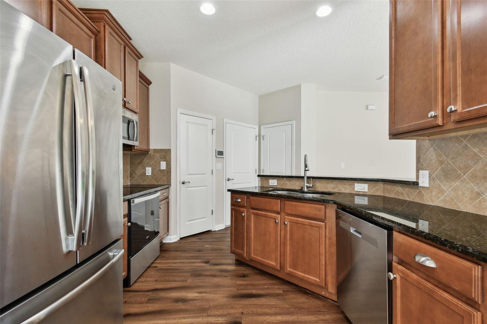 Image 16 of 58 For 8320 Manor Club Circle 2