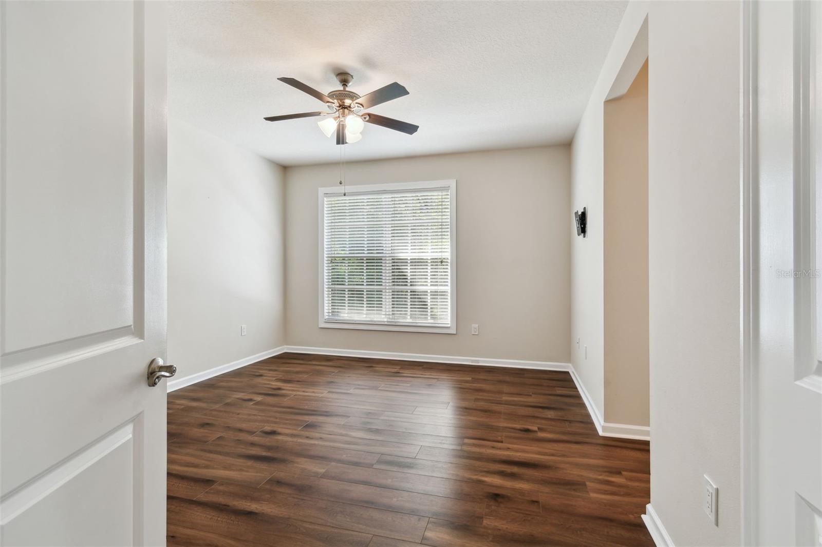 Image 21 of 58 For 8320 Manor Club Circle 2