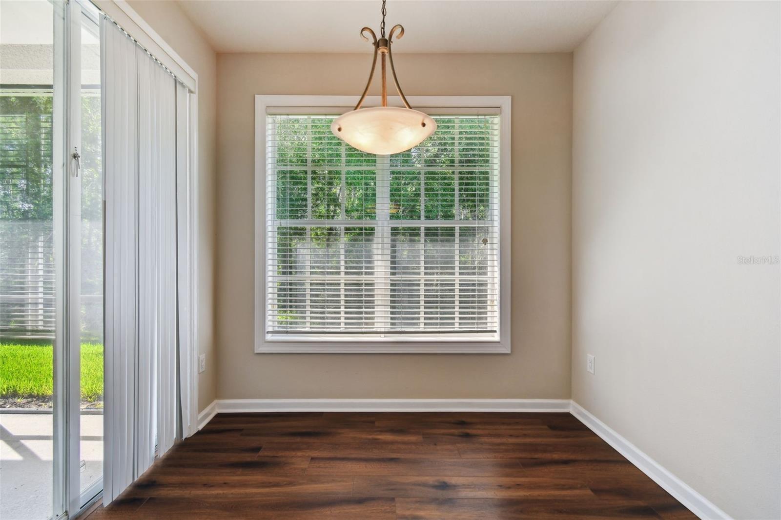 Image 4 of 58 For 8320 Manor Club Circle 2