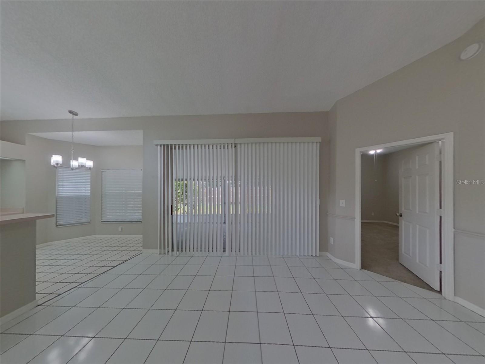 Image 4 of 24 For 1903 Saddle Lake Place