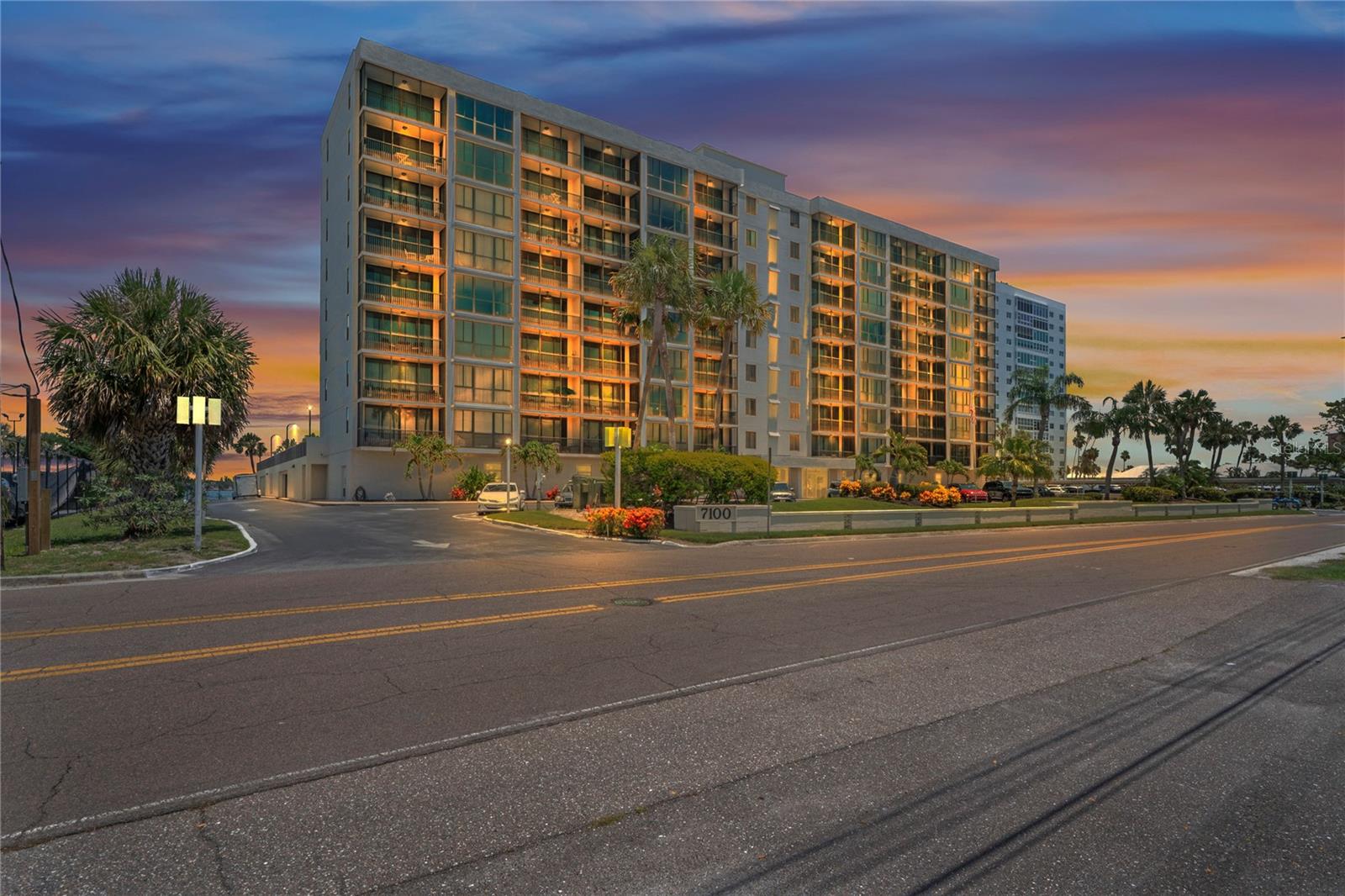 Details for 7100 Sunshine Skyway Lane S 503, ST PETERSBURG, FL 33711