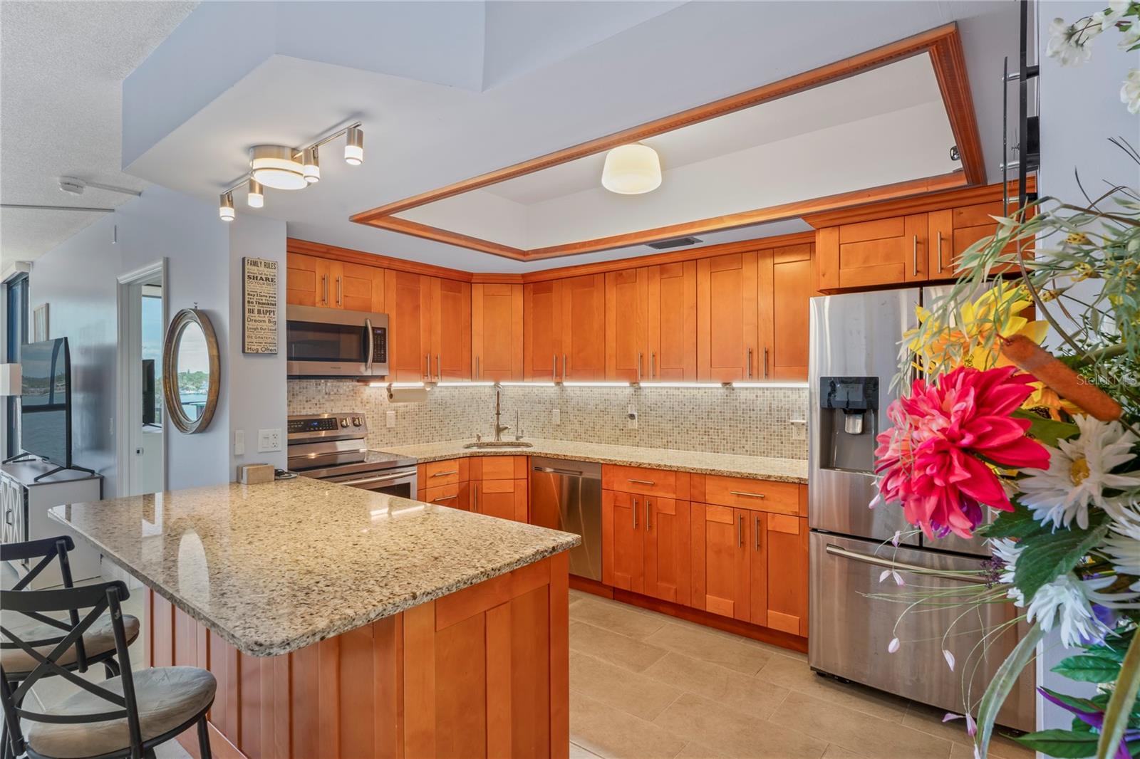 Image 15 of 76 For 7100 Sunshine Skyway Lane S 503