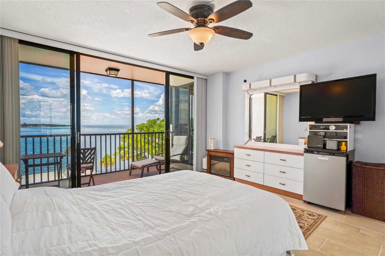 Image 24 of 76 For 7100 Sunshine Skyway Lane S 503