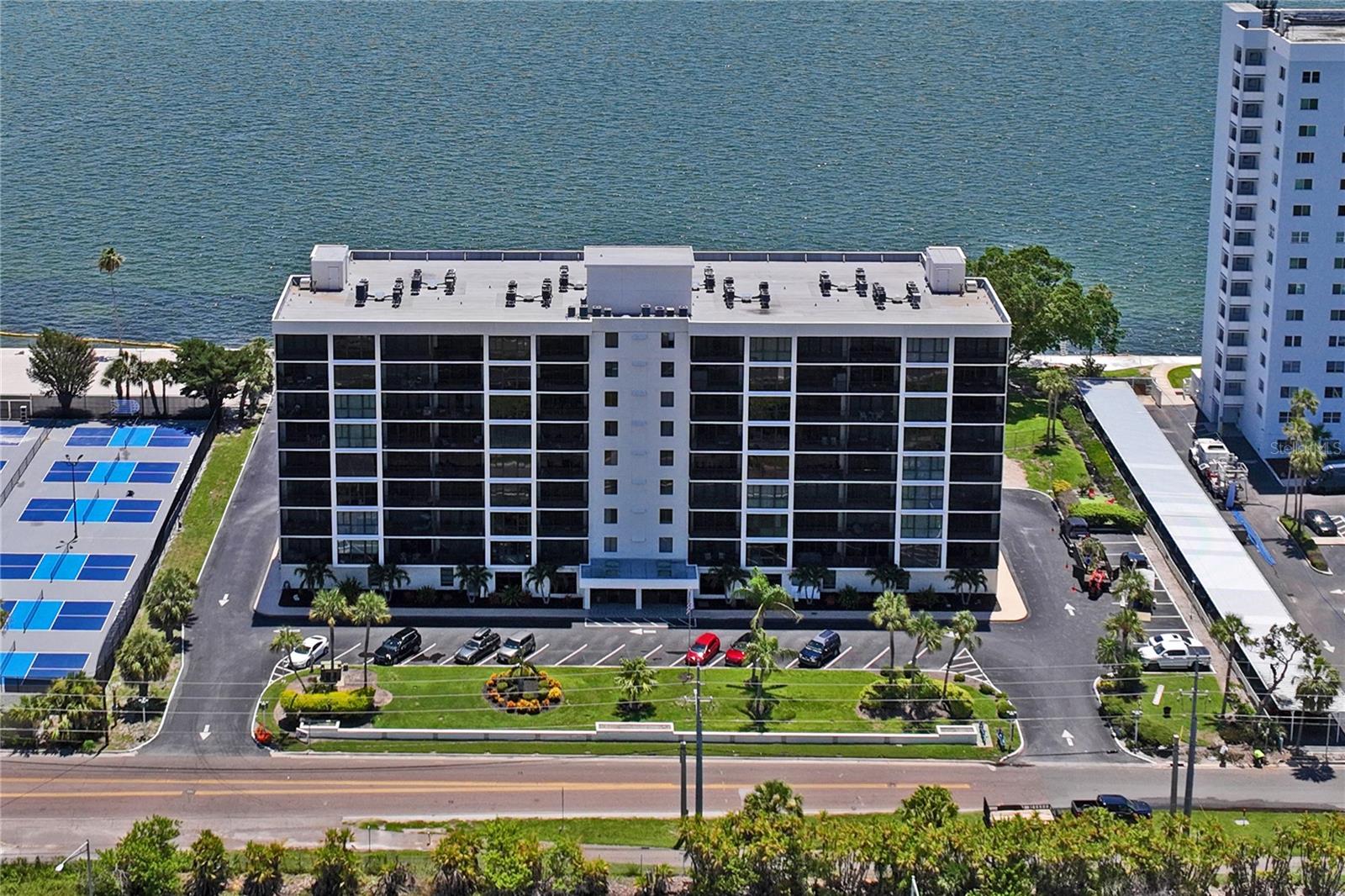 Image 3 of 76 For 7100 Sunshine Skyway Lane S 503