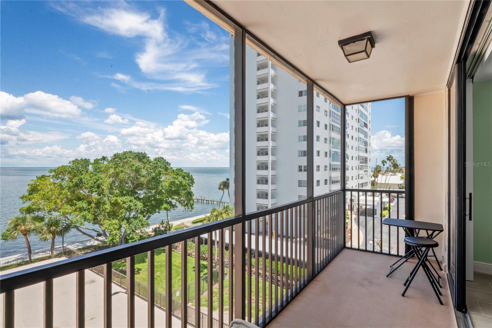 Image 37 of 76 For 7100 Sunshine Skyway Lane S 503