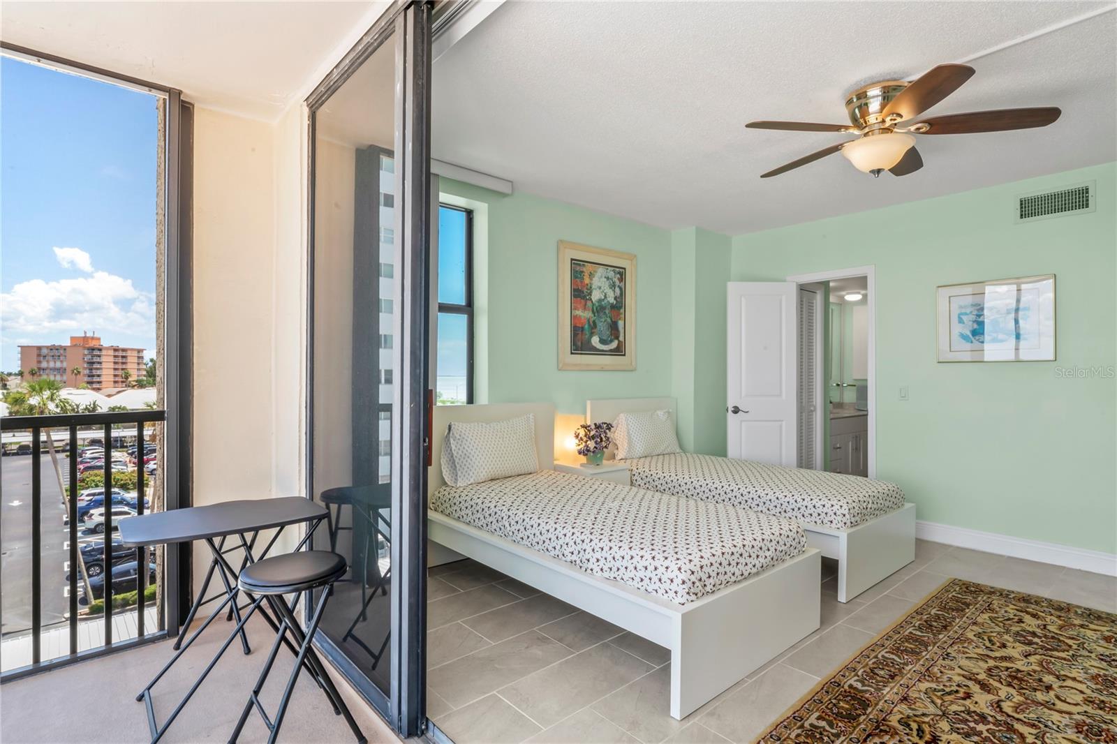 Image 38 of 76 For 7100 Sunshine Skyway Lane S 503