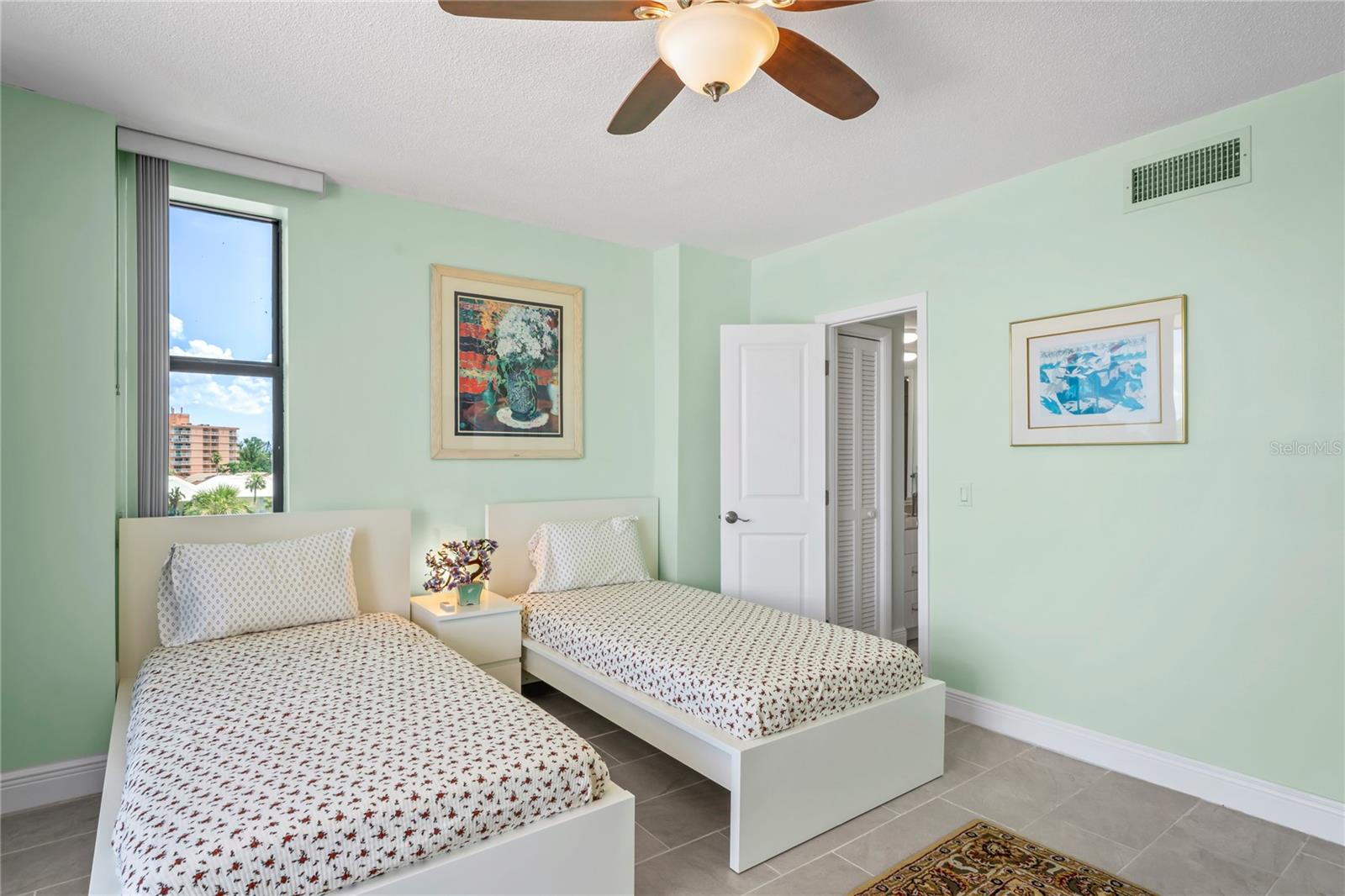 Image 39 of 76 For 7100 Sunshine Skyway Lane S 503