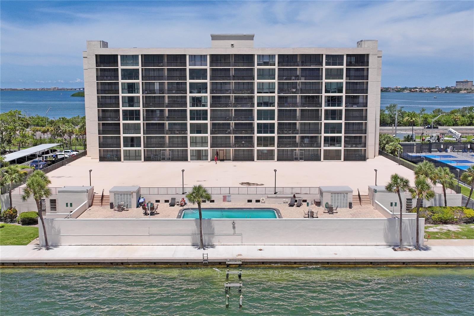 Image 44 of 76 For 7100 Sunshine Skyway Lane S 503