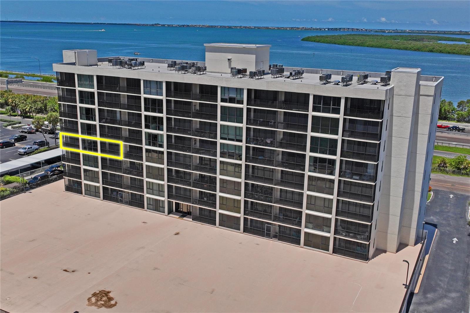 Image 45 of 76 For 7100 Sunshine Skyway Lane S 503