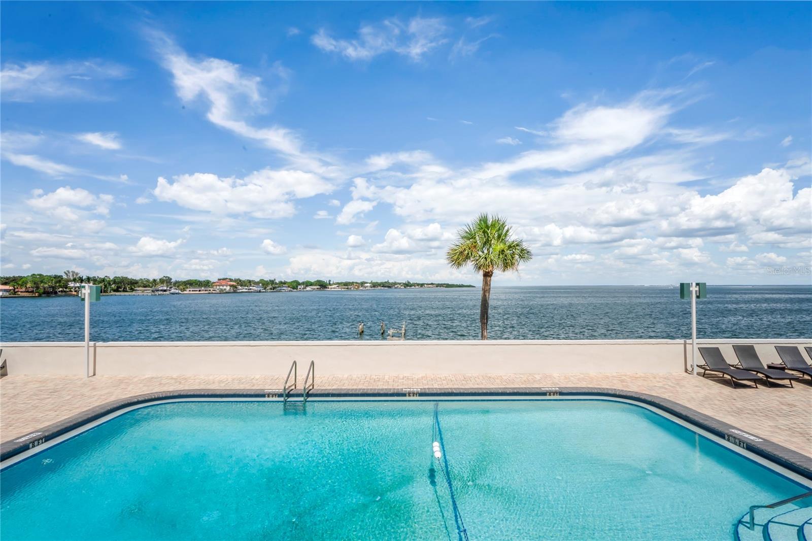 Image 54 of 76 For 7100 Sunshine Skyway Lane S 503