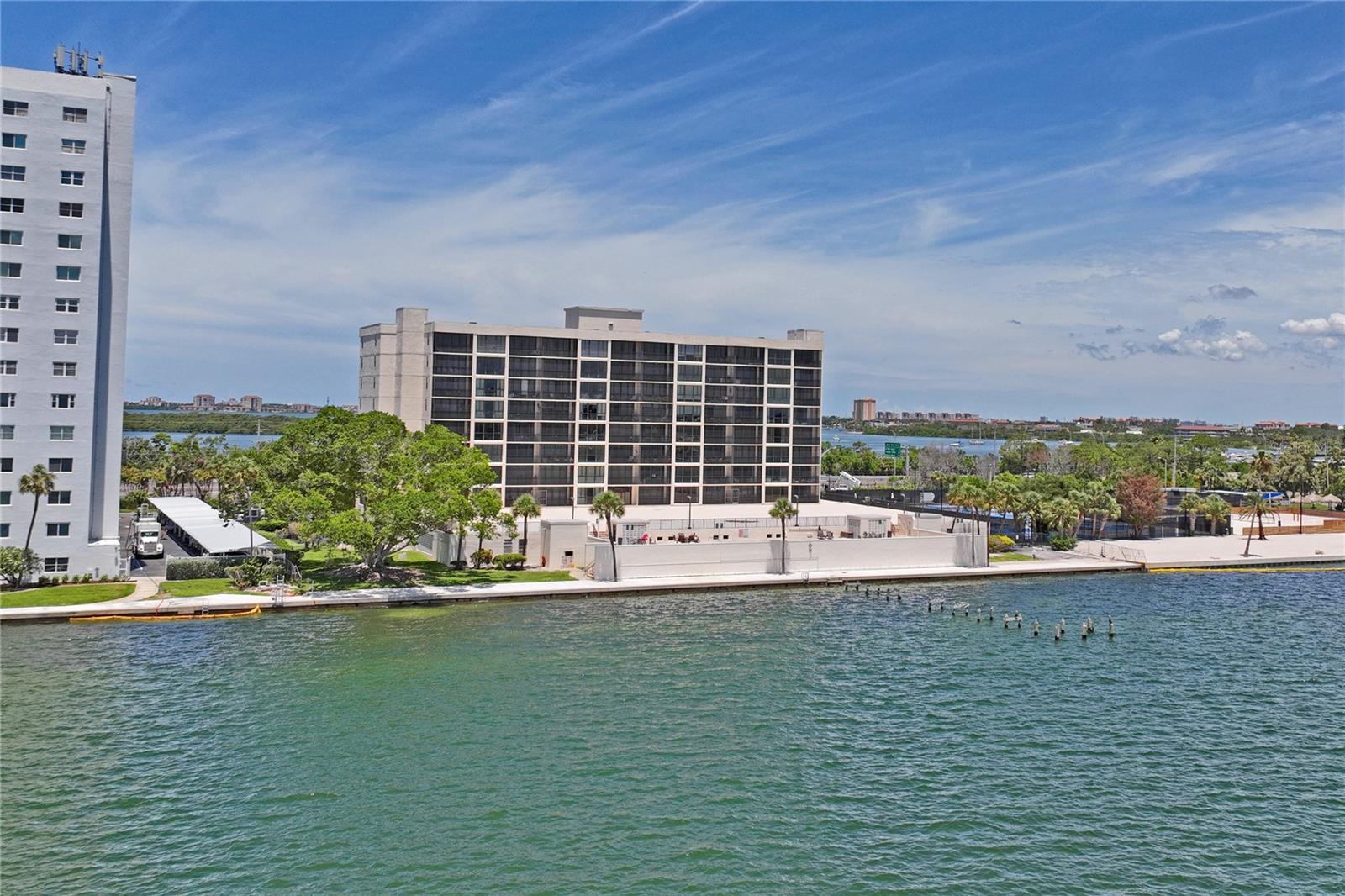 Image 55 of 76 For 7100 Sunshine Skyway Lane S 503