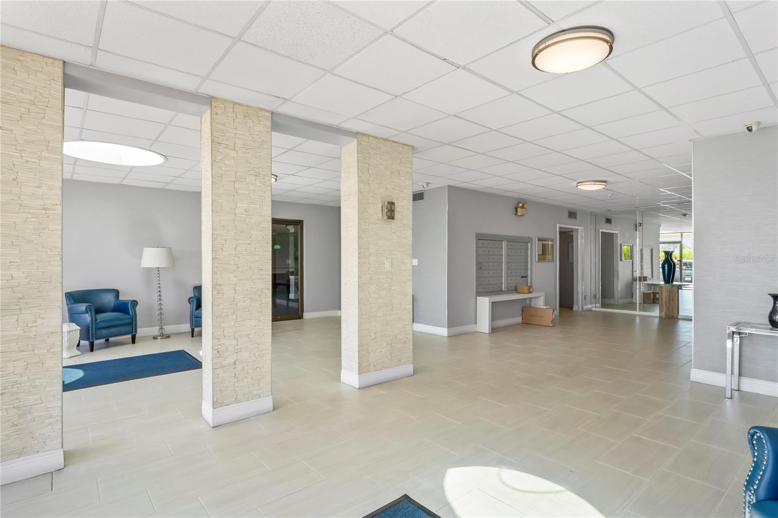 Image 59 of 76 For 7100 Sunshine Skyway Lane S 503