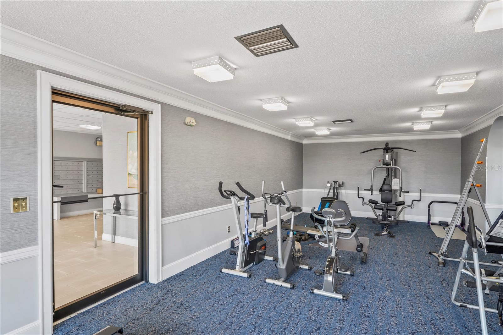 Image 61 of 76 For 7100 Sunshine Skyway Lane S 503