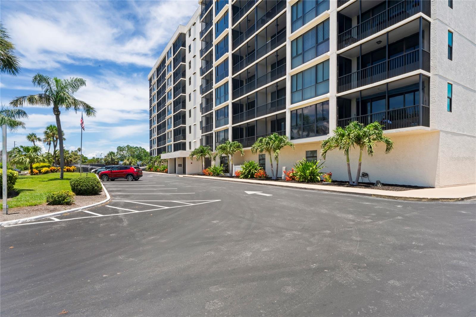 Image 65 of 76 For 7100 Sunshine Skyway Lane S 503