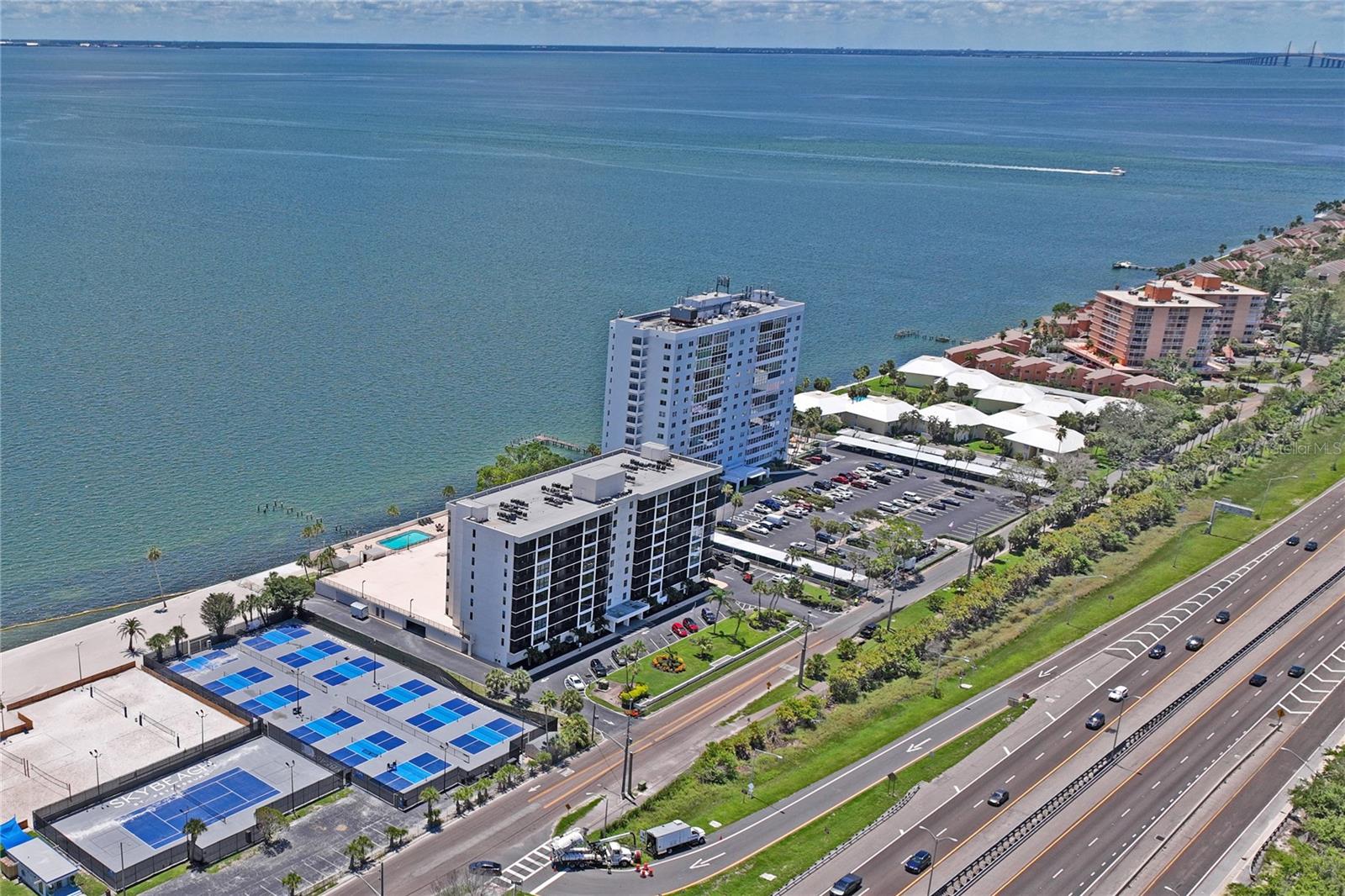 Image 68 of 76 For 7100 Sunshine Skyway Lane S 503