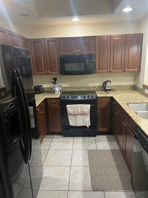 Image 10 of 13 For 628 Cleveland Street 1205