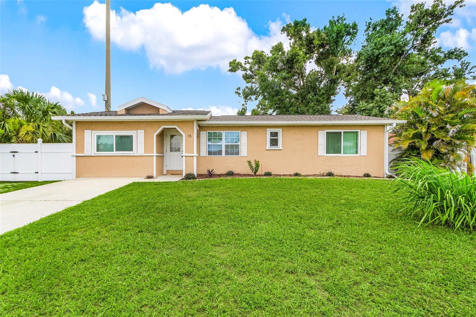 Details for 15 Tulane Road, VENICE, FL 34293