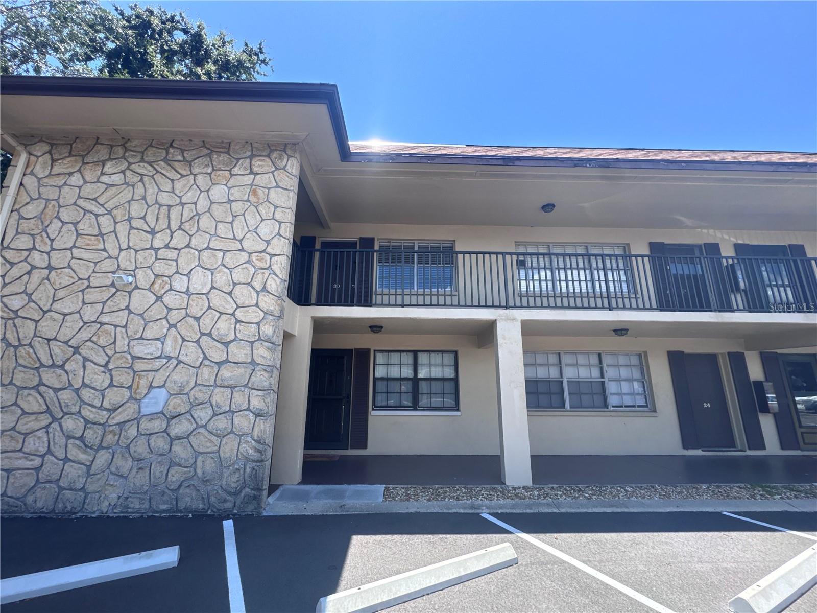 Details for 1320 Moreland Drive 30, CLEARWATER, FL 33764