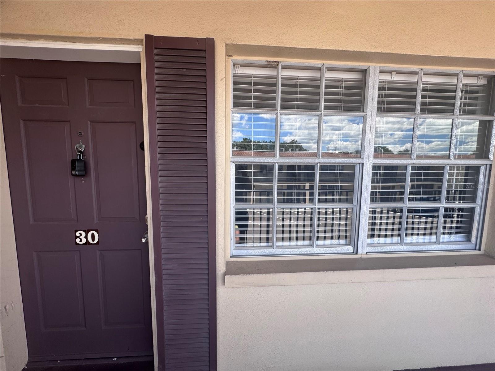 Image 2 of 13 For 1320 Moreland Drive 30