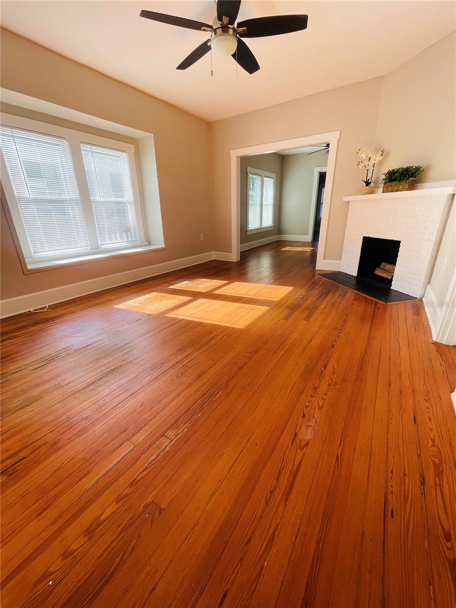 Image 12 of 17 For 116 16th Avenue Se