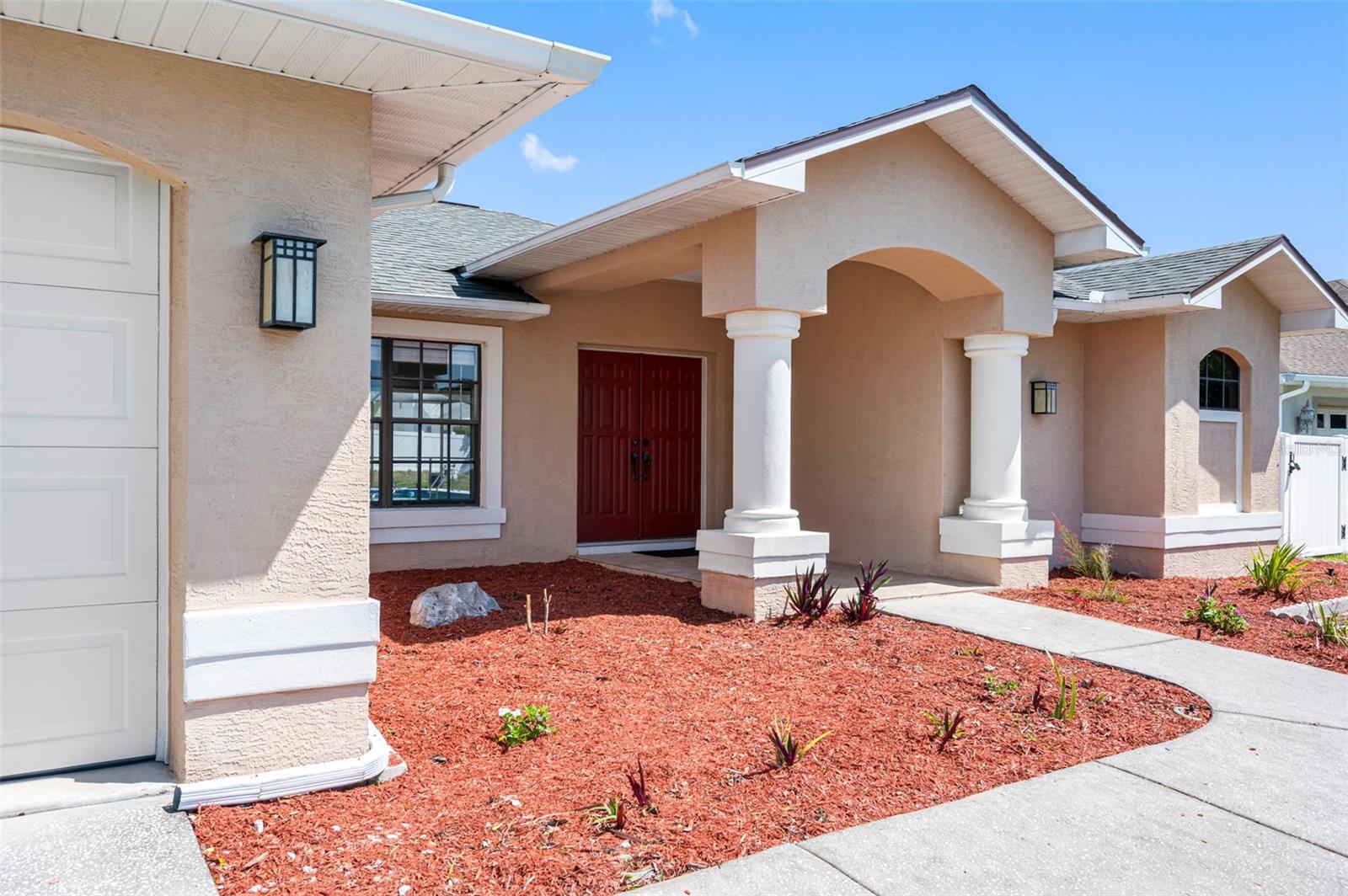 Image 3 of 50 For 1061 Archway Drive