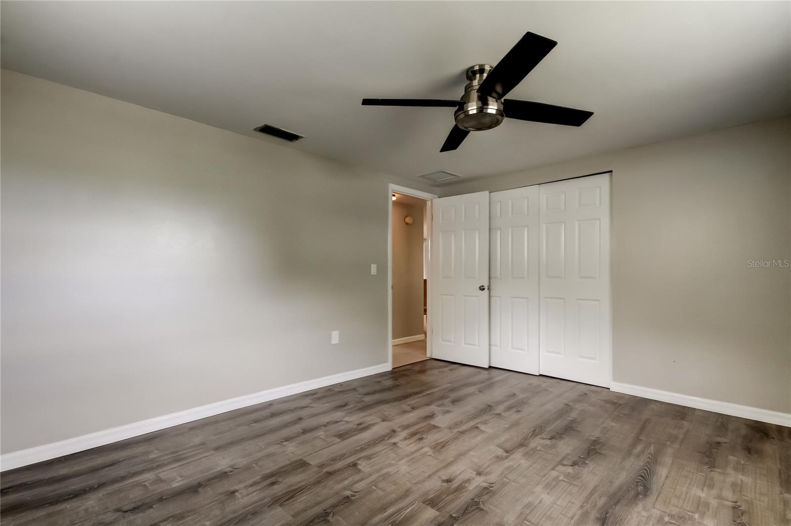 Image 23 of 43 For 7244 Amber Drive