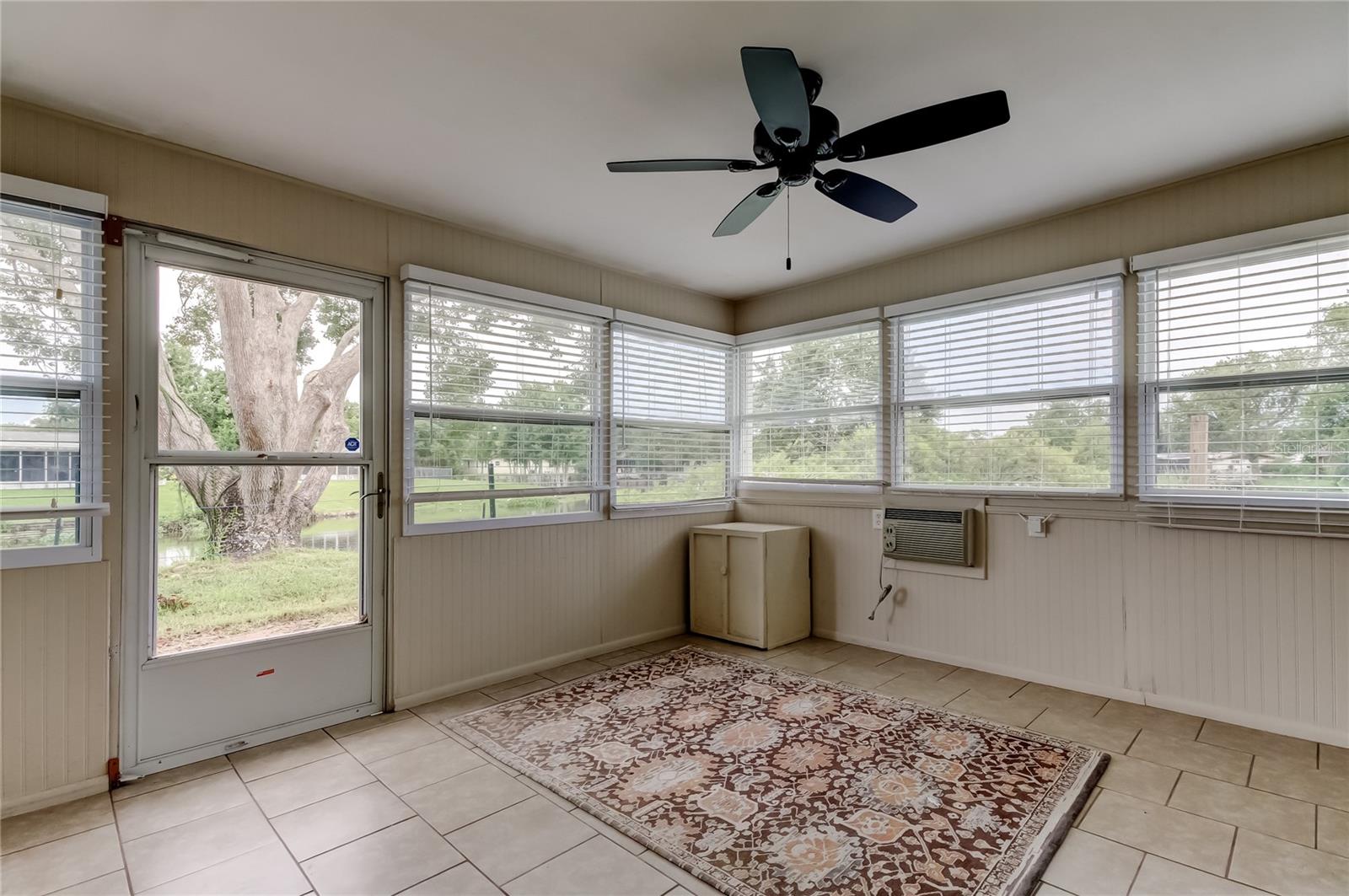 Image 31 of 43 For 7244 Amber Drive